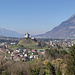 Aussicht von der Lärchahalda auf die Burg Gutenberg in Balzers