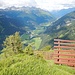 An dieser Stelle zweigt der kaum erkennbare Pfad durch die Ostflanke ab.