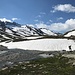 eine grössere Schneebrücke über dem Rein da Maighels gilt es dabei zu überschreiten