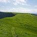 Rückblick auf das ca. 100m hohe Plateau der Insel Grímsey.