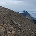 Der Gipfel Kristínartindar ist erstaunlicherweise ein reiner Felsgipfel, den man ohne Schneeberührung ersteigen kann.