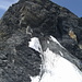 Gipfelkopf vom Doldenhorn. Das Eisfeld steht noch im Weg zu den Tauen und der Leiter.