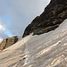 Der Hang wird steiler zum Couloir hin