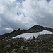 Nach dem Grataufstieg nach Routenende ist der Gipfelaufschwung der Grande Chenalette bald erreicht