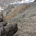 Blick übers Wilsgrätli (Linker Bildrand) zum Chrinnengletscher hinunter (Blick ins Aufstiegsgelände). Wie man sehen kann kommt hier ab und zu was runter :-/