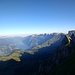 Blick von der Gauschla Richtung Walensee. Rechts die Churfürsten und der Gamsberg.