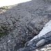 ... während wir vor diesem im steilen, rutschigen Couloir kapitulieren: weder unten ...