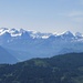 Die prominenten Berner Alpen.