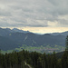 Im Abstieg, Blick auf Unterammergau