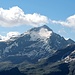 Zoom  zum Schneebiger Nock(3358m) oder Monte Nevoso,der Zweite Riesen von Rein, nach Hochgall.