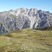 Kaltenberghütte mit Pferden und Lechquellengebirge im Hintergrund