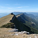 Blick zu P.1644 mit der Grotte de la Marie du Jura. 