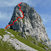 Allons-y...vom Collet Villemod sieht der W-Grat des Mont Gardy durchaus machbar aus, was die wohl etwas mühselige Querung entlang der S- und NE-Flanke zur Normalroute ersparen würde
