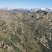 La fantastica vista sull'alta Val Piumogna dal Passo di Ghiacciaione.