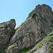 Rinne mit Klemmblock, Grasband, Schafberg: alles da, hurra.