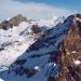 Gipfelaussicht nach Nordosten zum leicht höheren Fulen (2491m) und dem mächtigen Chaiserstock (2515,1m). Am Horizont ist der Glärnisch mit dem Ruchen (links; 2901,1m) und dem Bächistock (2914m).