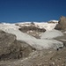 <a href="http://www.hikr.org/tour/post4744.html"><strong>Wildstrubel</strong></a> (3243.5 m) mit dem gleichnamigen Gletscher. Die Normalroute auf den Mittleren Gipfel führt rechts über den Gletscher an der Geröllinsel von P. 2999 vorbei auf den unscheinbaren und auch kaum sichtbaren Gipfel.