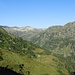 ... und stieg bei Erdisgulmen zur Alp Erdis ab und folgte dem gleichen Weg zurück wie gestern beim Aufstieg.