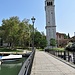 Il campanile di San Pietro, qui dall'omonimo ponte, è forse il più storto di Venezia.