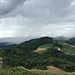 Der Regen kommt aus westlicher Richtung.