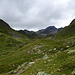 aber dann hörte es doch wieder auf und ich konnte eine Mittagspause einlegen - sogar die vernebelten Berge kamen teilweise wieder zum Vorschein