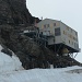 die Mönchsjochhütte 3'657m, eine der höchsten, bewarteten Hütten in der Schweiz