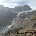 Das Rifugio Aosta ist in Sicht. Hier sieht man auch, weshalb der Standort auf lange Sicht eher gefährdet ist ...
