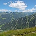 Auch die Tuxer Alpen zeigen sich von ihrer schönsten Seite.