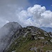 Si vede l'ometto della cima vera e propria