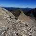 Kurze Querung im Abstieg welche aus den Felsen leitet