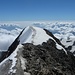 scendiamo per tratti di roccia e crestine di neve