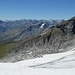 Den Abstieg im Laasacher Kees habe ich bis zum letzten Meter über den Gletscher gemacht, dabei aber meine Grödel aufgezogen. In meinen Planungen hatte ich immer gehofft im Abstieg vom Ankogel noch die Grauleitenspitze mitnehmen zu können, die ist aber von Osten her sehr abweisend.