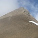 Wolken spielen um den Gipfel des Uri-Rotstock