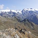Panorama di vetta: magnifica e ampia vista su tutto il Gruppo del Monte Rosa, partendo da sinistra dalla Gobba di Rollin, passando per Breithorn, Roccia Nera, Polluce, Castore e i Liskamm. 