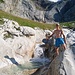 sehr schöne Badegumpen unterm Wasserfall. Unbedingt nutzen...
