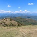 Abstieg vom Pizzo Montin mit Blick zum Höhenzug Monte Aroso