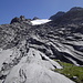 Über Gletscherschliffplatten geht es aufwärts, immer in Richtung Breithornpass.
