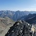 Tolle Aussichtskanzel beim großen Steinmann: Hohe Geige und Puitkogel gegenüber