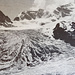Imposante Schründe beim Eisbruch des Persgletschers (Sagl dal vadret Pers), der damals noch mit dem Morteratschgletscher im Vordergrund verbunden war. Hinten der Piz Cambrena. Foto 1975 vom Spraunzagrat aus