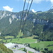 Seilbahn-Abfahrt nach Weglosen mit Blick zur Druesberghütte