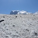 Sicht über den Gletscher zum Monte Rosa Massiv