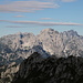 Im Aufstieg zum Mangart - Blick in etwa westliche Richtung mit Jôf di Montasio (Montasch) und Jôf Fuart (Wischberg).