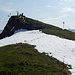 Hochpunkt des Girenkopfs. Ein Kreuz...