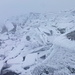 Kleine Schnee- und Eisformationen knapp vor dem Gipfel