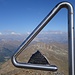 Gipfel des Pizzo Filone mit der für die Livigno-Alpen typischen Gipfelmarkierung.