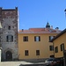 Torre Rusca a Villa Guardia. La Torre è l'unico resto del castello edificato dai Rusca, potente famiglia del luogo, nel XIII secolo.