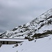 <b>Alle 10:05 pervengo alla baita dell’Alpe di Chièra (2038 m); misuro 18 cm di neve, rigelata. A un centinaio di metri di distanza si estende una zona palustre di importanza nazionale, di rara bellezza. </b>