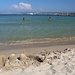 und der Strand von Georgioupolis kann sich auch sehen lassen, wie immer mit Burg ;-)