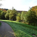 rechts der Hauptstraße kurz vor dem Kupferhammer