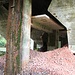 Důl Rolava, Erzbunker<br />Die Produktion wurde damals überhastet eingestellt, nicht einmal die Vorräte wurden abgearbeitet.